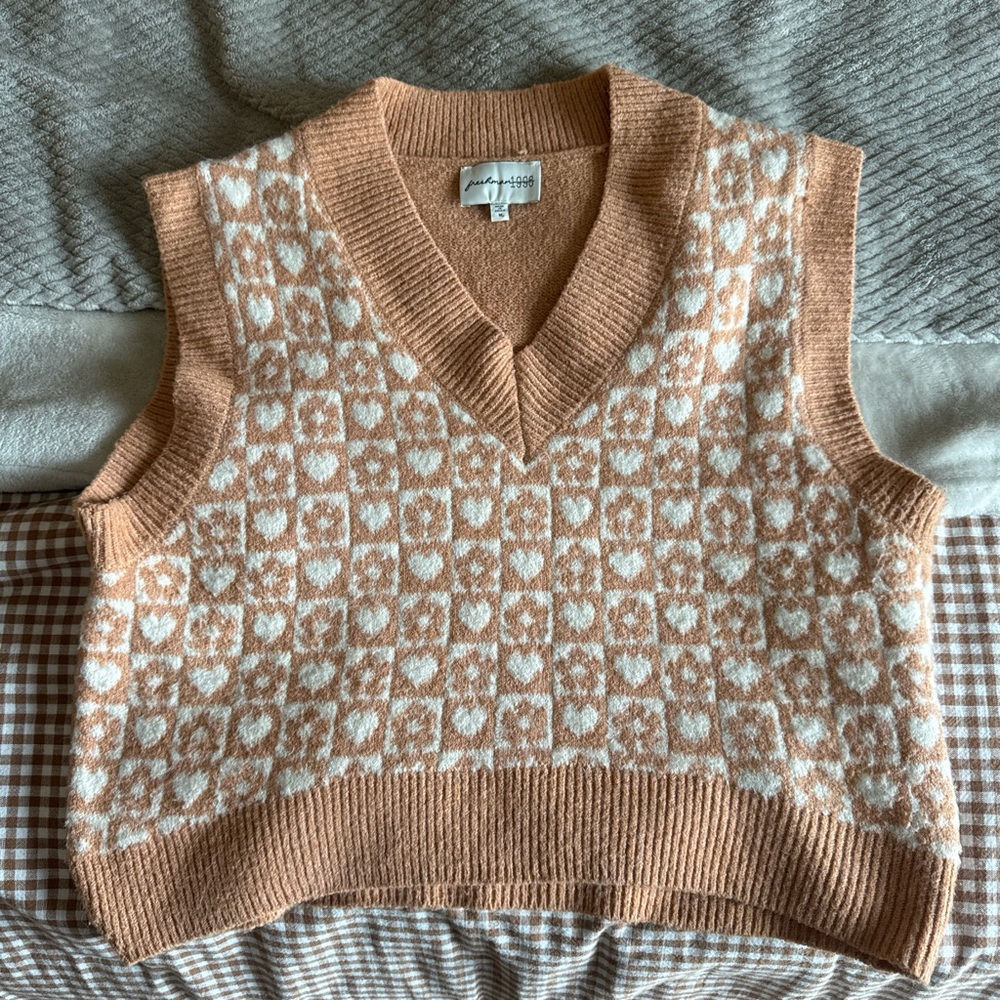 Cropped Sweater Vest